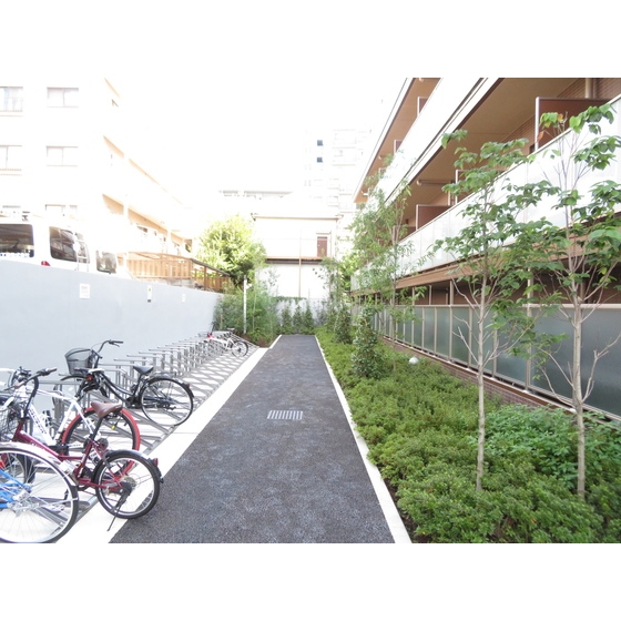 スパシエベレーザ大山 駐輪場