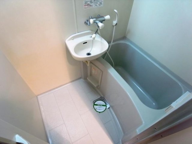 フェニックス三軒茶屋4階 お風呂