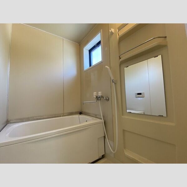 ラークヒルズ　A 浴室