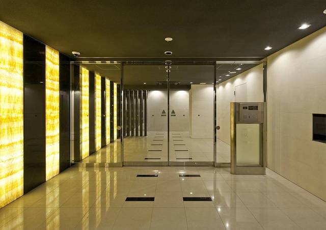 ガーラ・グランディ横濱桜木町8階 オートロック（TVモニタ付き）