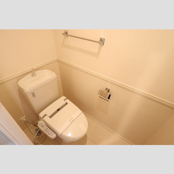 ソリエガーデン202号室 温水洗浄便座