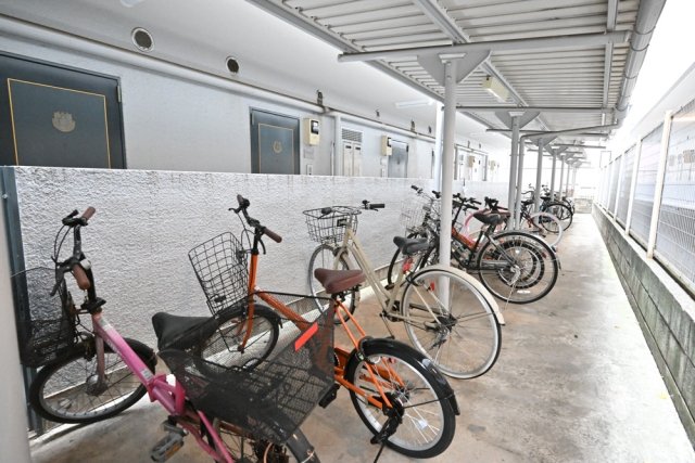 ワコーレ綱島Ⅱ2階 駐輪場