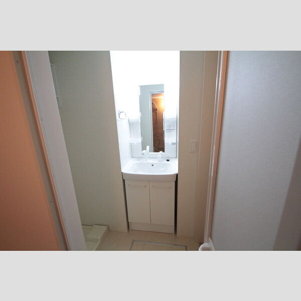 ルピナ105号室 洗髪洗面化粧台