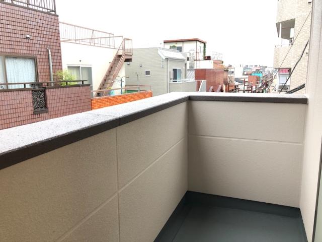 イノセンス303号室 ベランダ