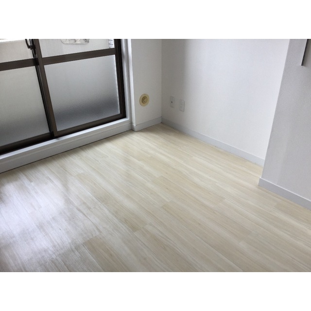 サンマールかしわ台303号室 リビング