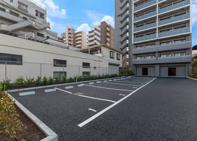 グランド・ガーラ東大島3階 駐車場