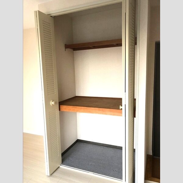 クレストガーデン津田沼408号室 収納