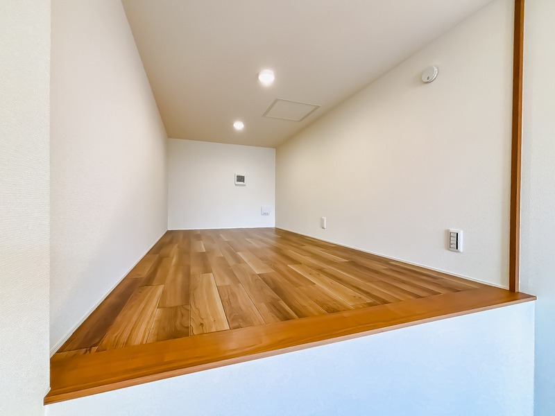 アイビスコートⅡ2階 ロフト収納