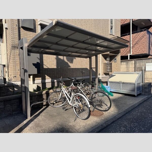 ビラージュ 駐輪場