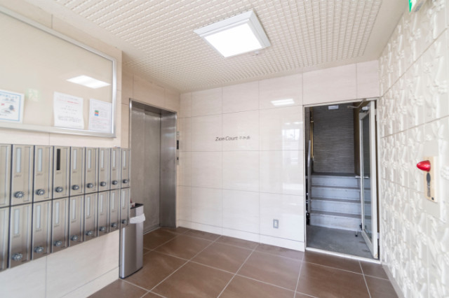 Zion Court 平和島2階 エントランス