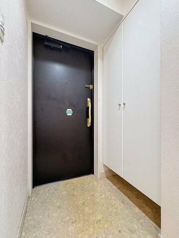 サンクレイドル横濱5階 同建物別部屋の参考画像