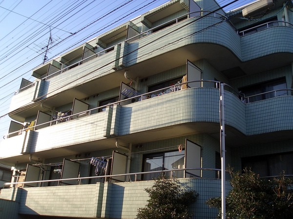 メゾン・ド・エストラード 外観