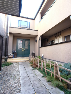 ベルダ・ビレッジオⅤ2階 エントランス