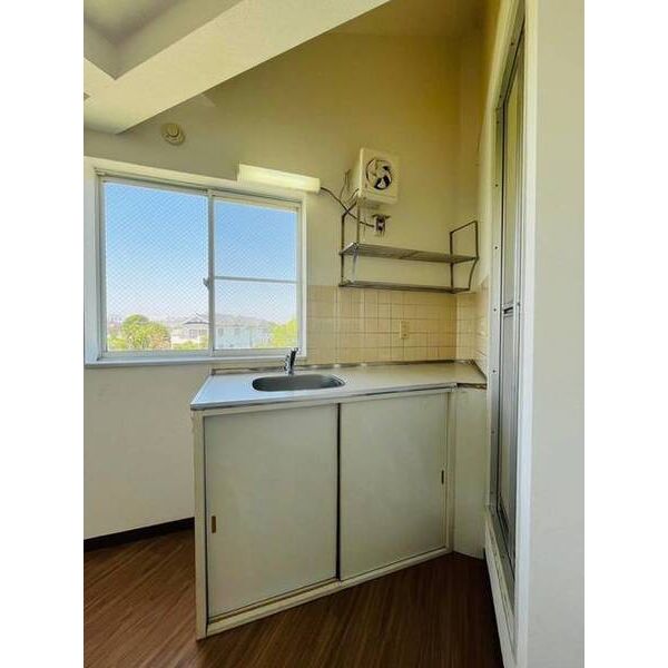 コロネェード大宮 キッチン