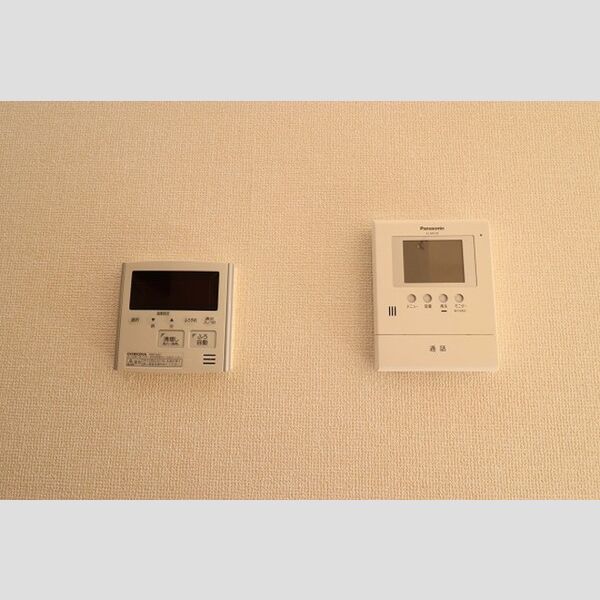 コンフォルターブル　B棟 モニタ付きインターホン