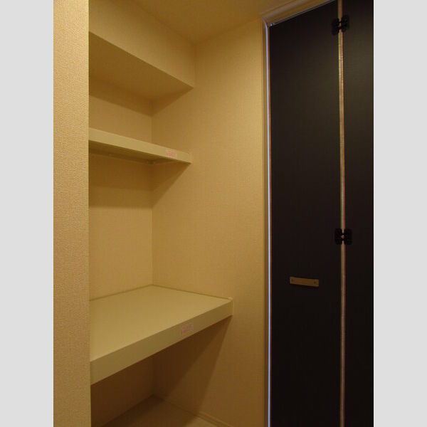 R.ザウバーⅡ　A棟102号室 部屋その他