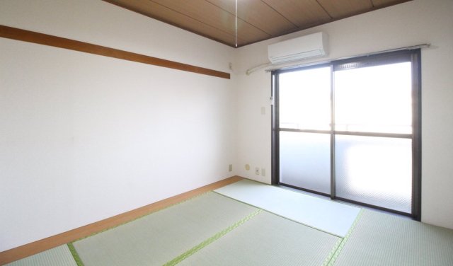 ハイツいづみ2階 部屋その他