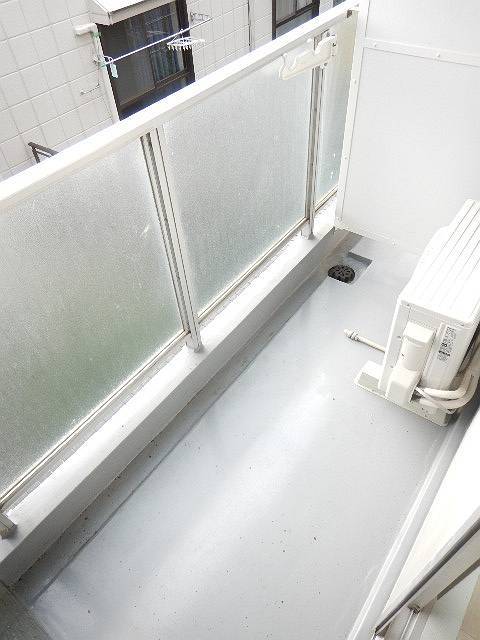 代田グリーンハイム バルコニーからの眺めを楽しみながら食事をしませんか