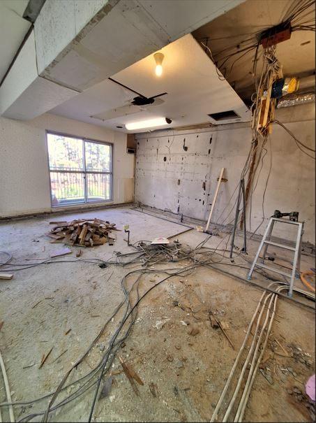 住友検見川ハウスＣ棟207号室 2024年解体工事（キッチン付近）