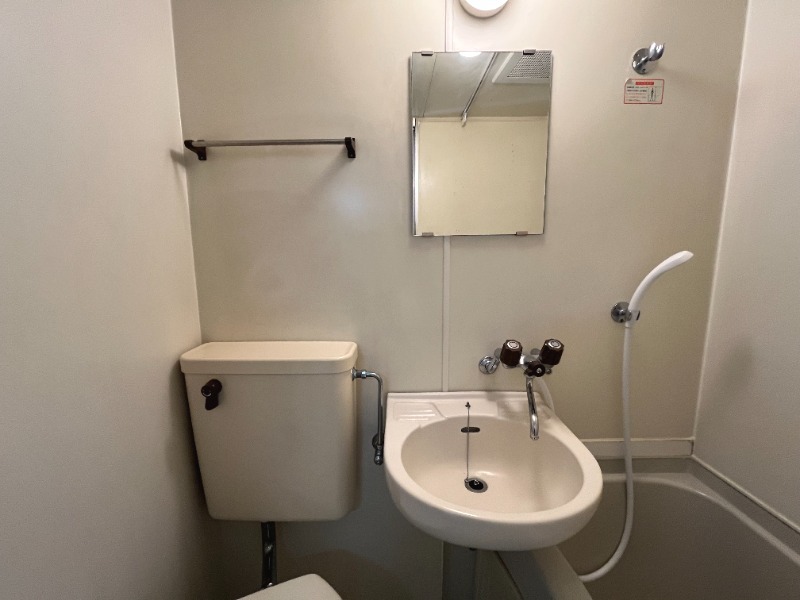 コリーヌ・F2階 洗面