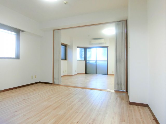 ハイメゾン橋本Ⅱ リビング