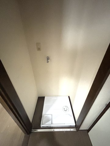 グランジュール南常盤台 防水板