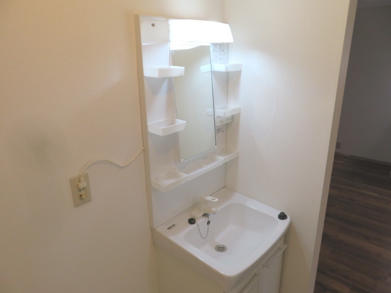 クレスト藤沢参番館1階 ＊別号室の写真となります。