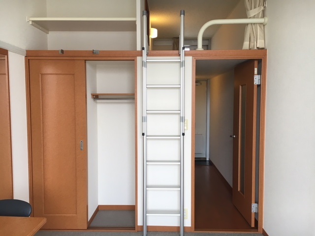 レオパレスプロパッサ大泉 内観