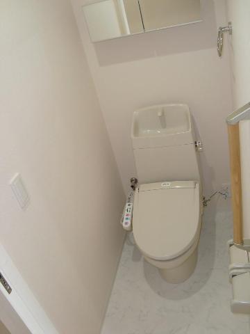 Ｆ＆Ｒ　Ⅱ202号室 シャワー付トイレ