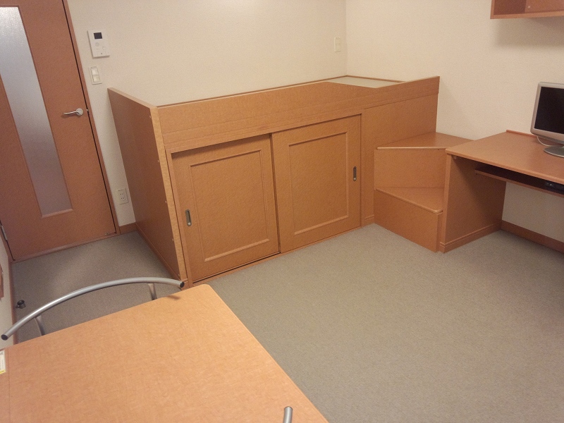 レオパレス第二吉兵衛ハウス205号室 リビング