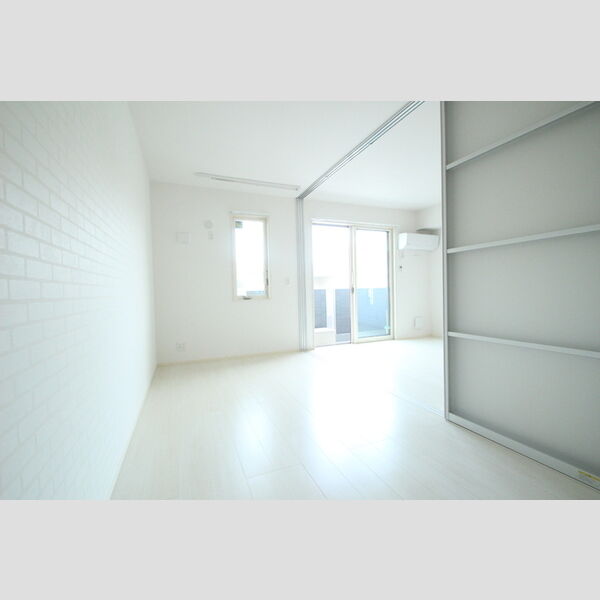 ・　コンティニュエ302号室 洋室