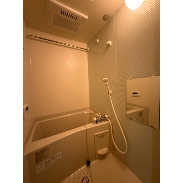 MELDIA茅ヶ崎103号室 お風呂