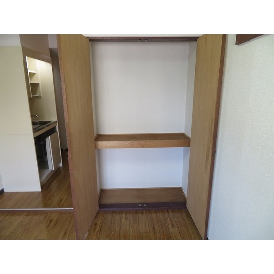 エバーグレース西府 内観