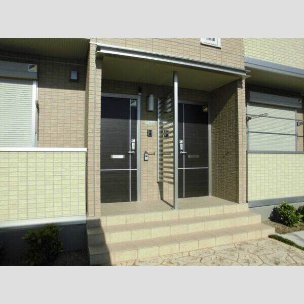 サンティエ203号室 エントランス