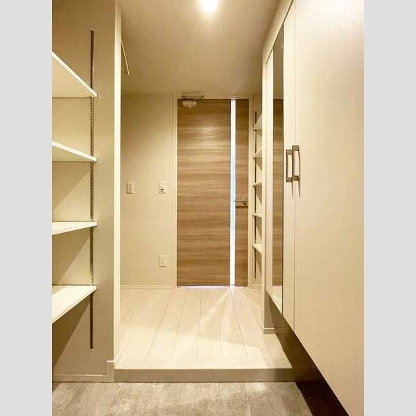 SKグランツ 玄関