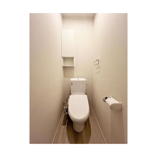 日野市多摩平5丁目戸建 トイレ