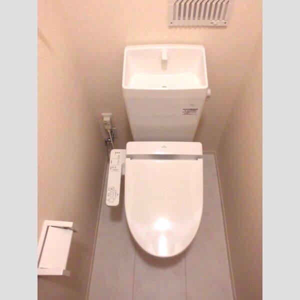 グランデ Ⅱ201号室 温水洗浄暖房便座付き♪