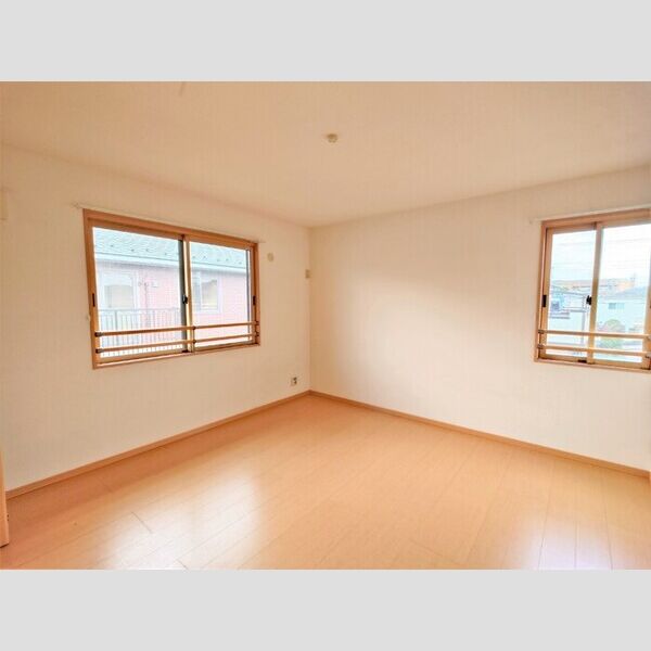 ルミナーレ106号室 洋室8帖