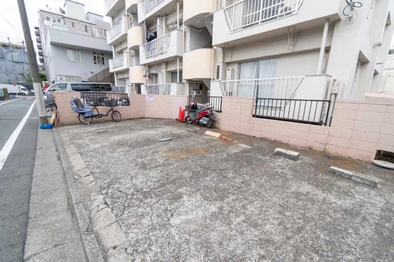 第二東長崎マイコーポ2階 駐車場