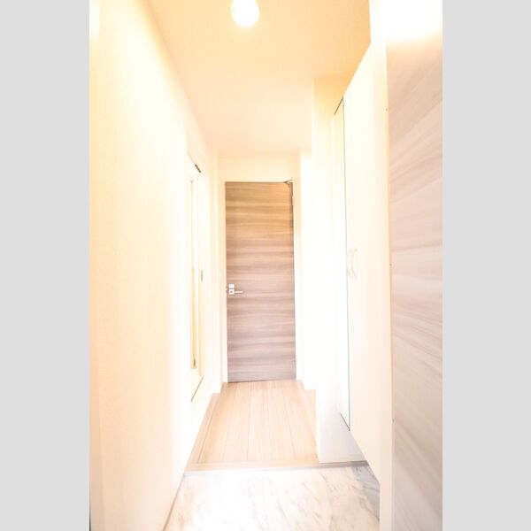 フォレストヴィラ202号室 玄関