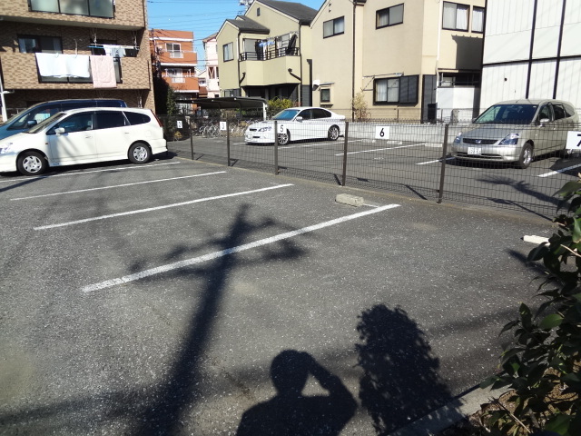 ライムライト 駐車場