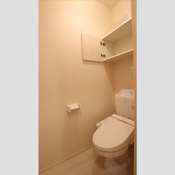 フレシール307号室 ★トイレ上部収納★