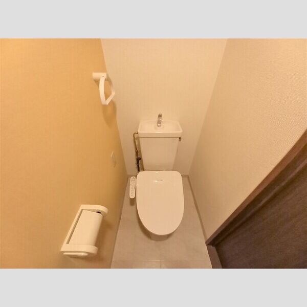 セルリア春日部　A 温水洗浄暖房便座