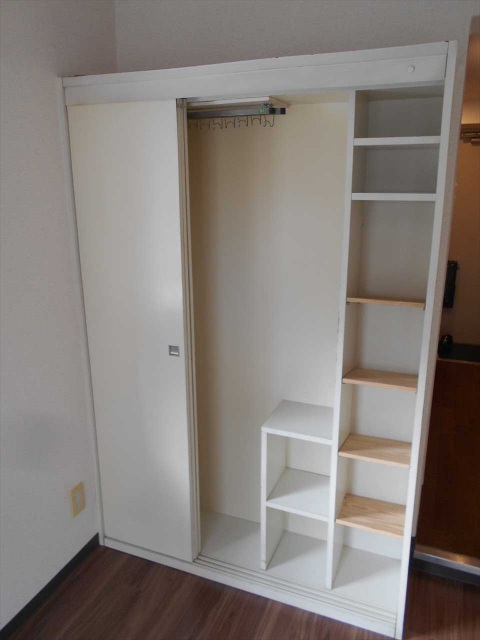 スカイコート武蔵小杉第4 収納