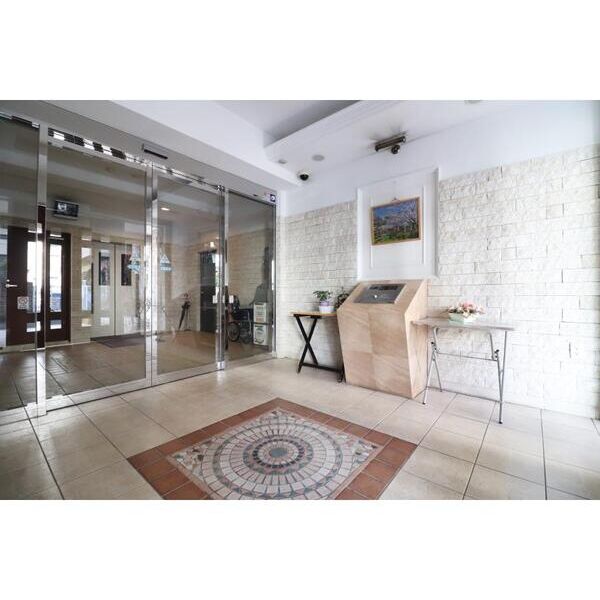 ラ・グラシューズ401号室 エントランス