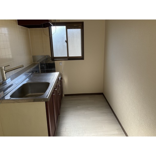 グランデュール瀬戸岡 キッチン