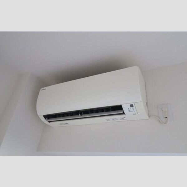 コンフォール小泉212号室 エアコン