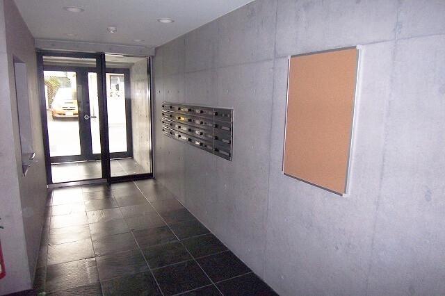 ARTESSIMO LINK COMODO2階 エントランス