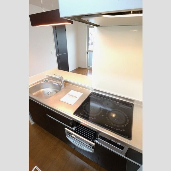 サンモール IHコンロ3口　グリルも付いてます