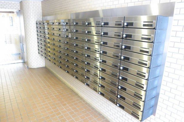 プライムアーバン雪谷106号室 エントランス